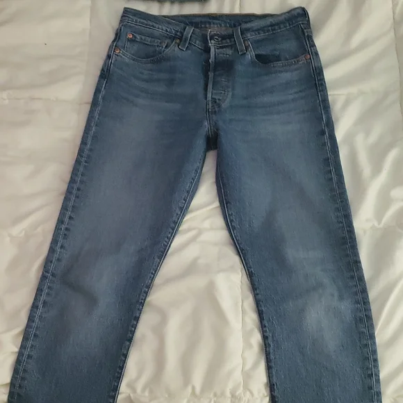 Levi's 501 Straight Skinny Jeans - Picture 6 of 7
